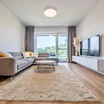 Apartmán Promenada With Free Parking Nitra