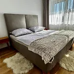 Promenada With Free Parking Apartmán Nitra