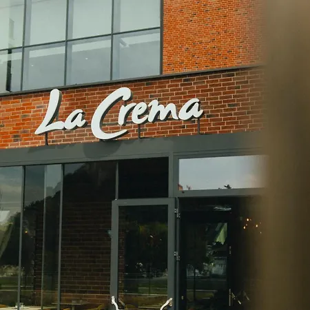 Promenada With Free Parking * نيترا