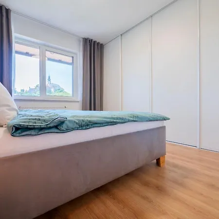 Promenada With Free Parking Apartmán *