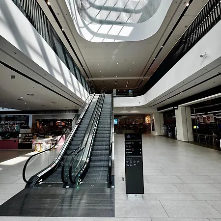 Promenada With Free Parking Apartment