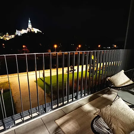 Apartmán Promenada With Free Parking Nitra